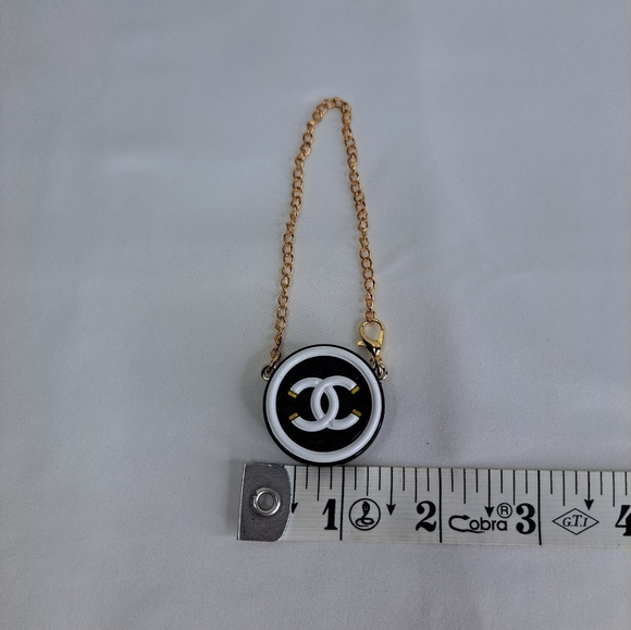 LUXURY INSPIRED BAG CHARM GOLD-TONE HARDWARE - Picture 7 of 10